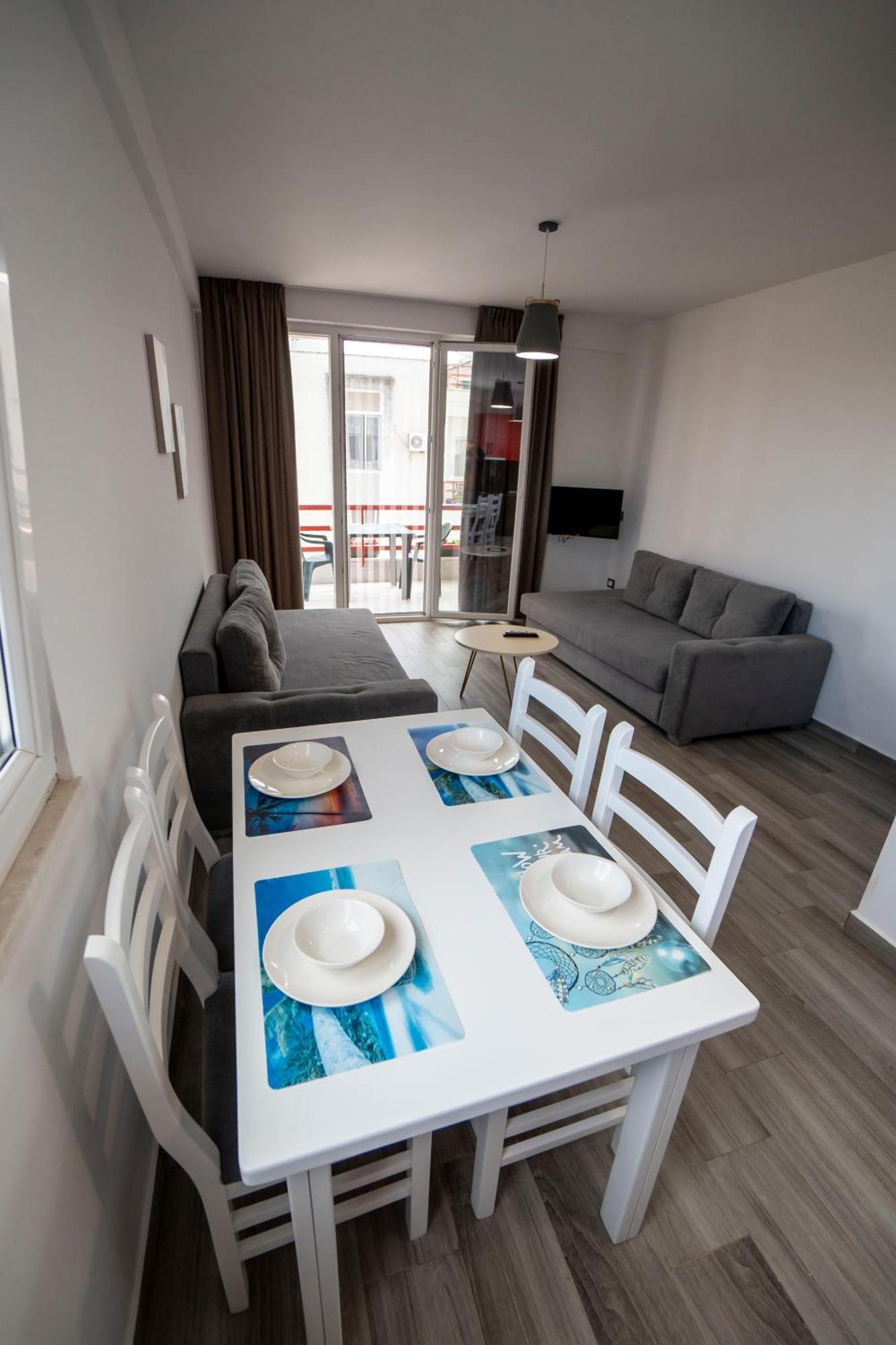 Tuttomondo Apartments Golem  Dış mekan fotoğraf