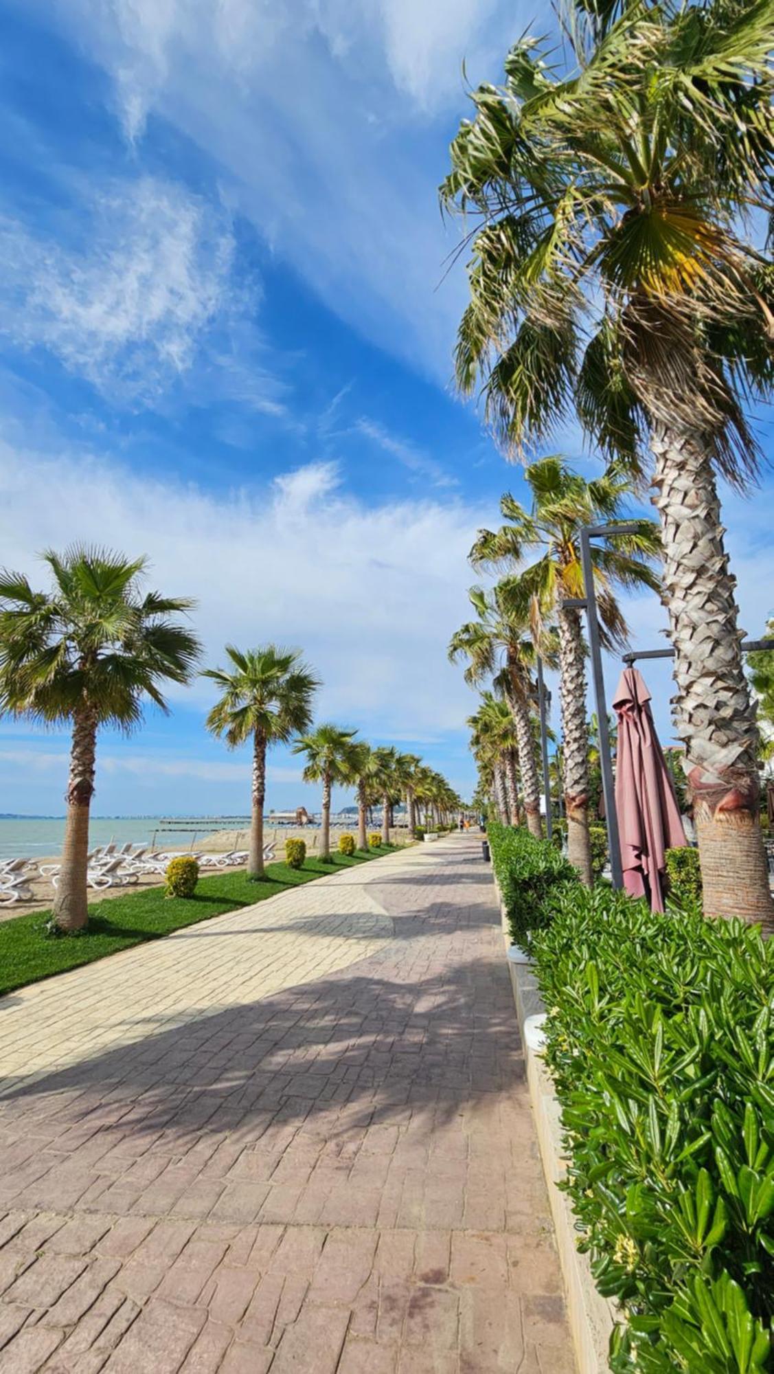 Tuttomondo Apartments Golem  Dış mekan fotoğraf